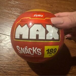 Zuru Max Snacks Collection Toy - Red